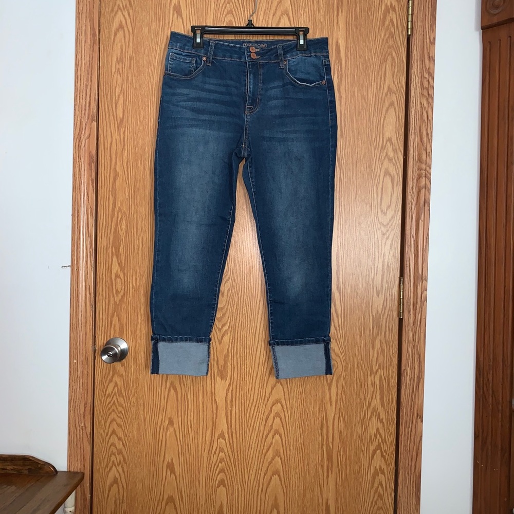 Maurices denim capris size 12
